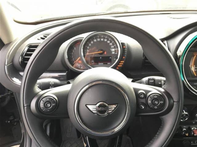 http://used.openroadcanada.com/media/Preowned/31963/mediums/12.jpg