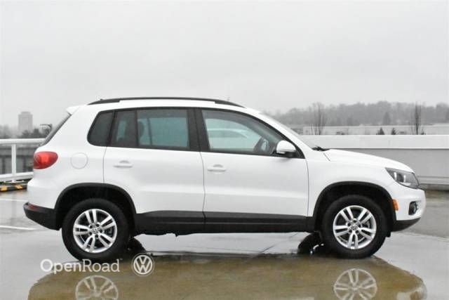 http://used.openroadcanada.com/media/Preowned/32608/mediums/4.jpg