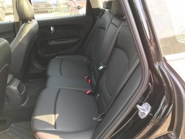 http://used.openroadcanada.com/media/Preowned/32645/mediums/10.jpg