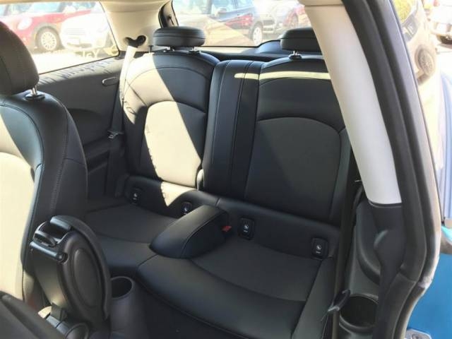 http://used.openroadcanada.com/media/Preowned/33997/mediums/10.jpg