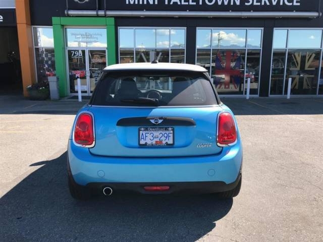 http://used.openroadcanada.com/media/Preowned/33997/mediums/6.jpg