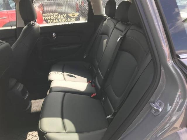 http://used.openroadcanada.com/media/Preowned/34657/mediums/10.jpg