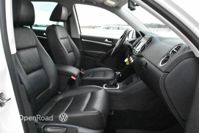 http://used.openroadcanada.com/media/Preowned/34764/mediums/11.jpg