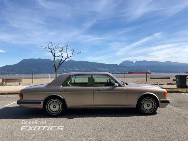 http://used.openroadcanada.com/media/Preowned/37505/mediums/3.jpg