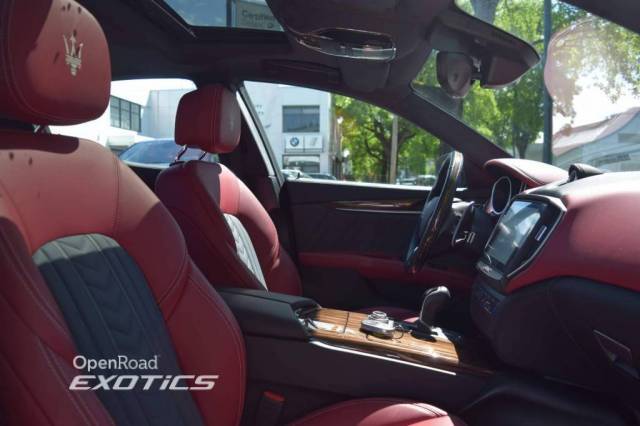 http://used.openroadcanada.com/media/Preowned/37584/mediums/14.jpg