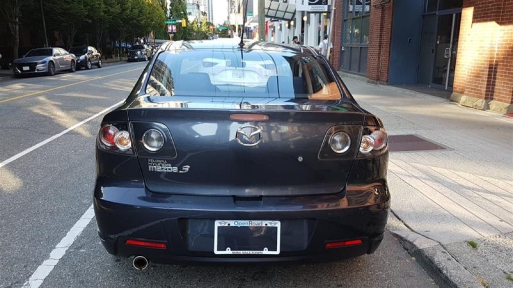 http://used.openroadcanada.com/media/Preowned/38818/mediums/8.jpg