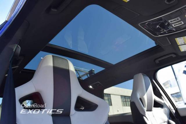 http://used.openroadcanada.com/media/Preowned/42592/mediums/16.jpg
