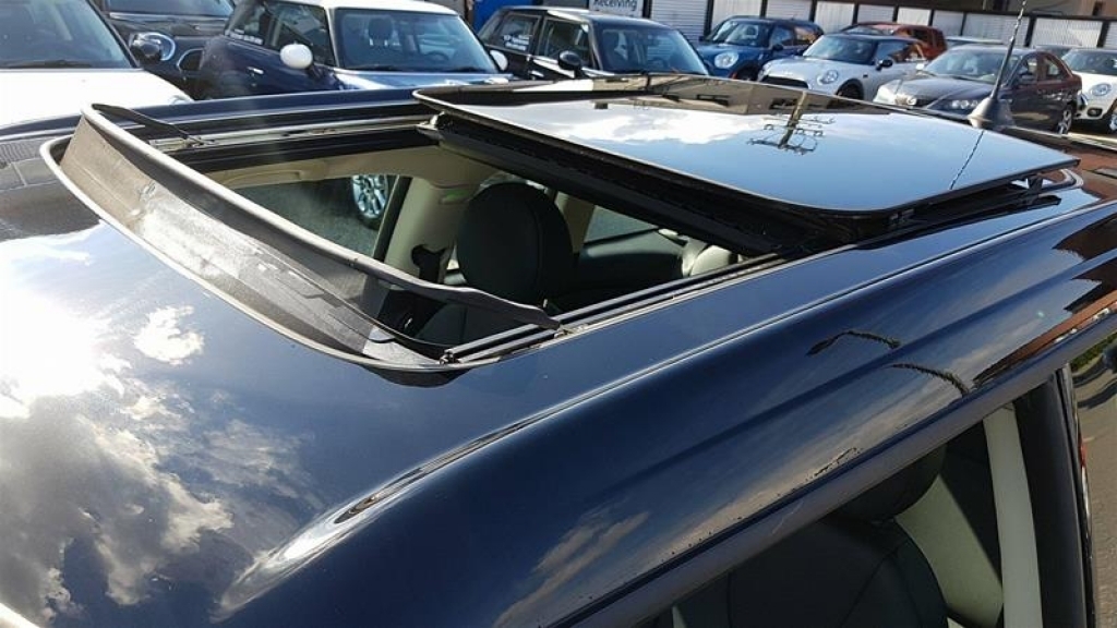 https://used.openroadcanada.com/media/Preowned/31694/mediums/4.jpg