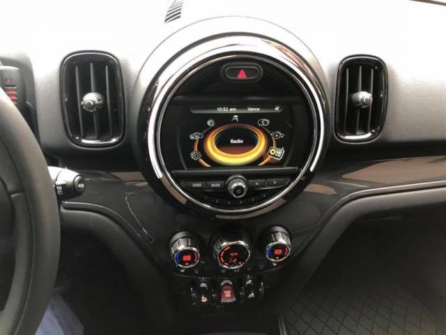 https://used.openroadcanada.com/media/Preowned/31961/mediums/11.jpg
