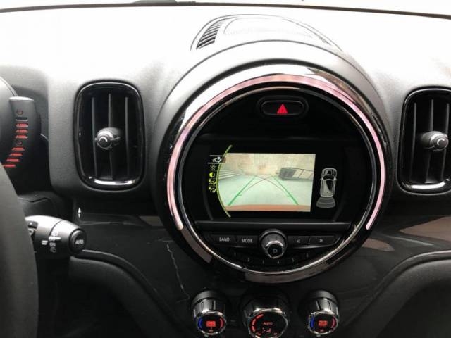 https://used.openroadcanada.com/media/Preowned/31961/mediums/12.jpg