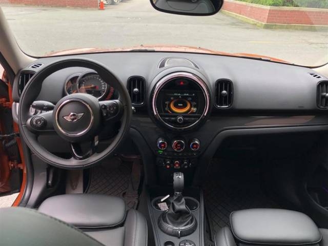https://used.openroadcanada.com/media/Preowned/31961/mediums/9.jpg