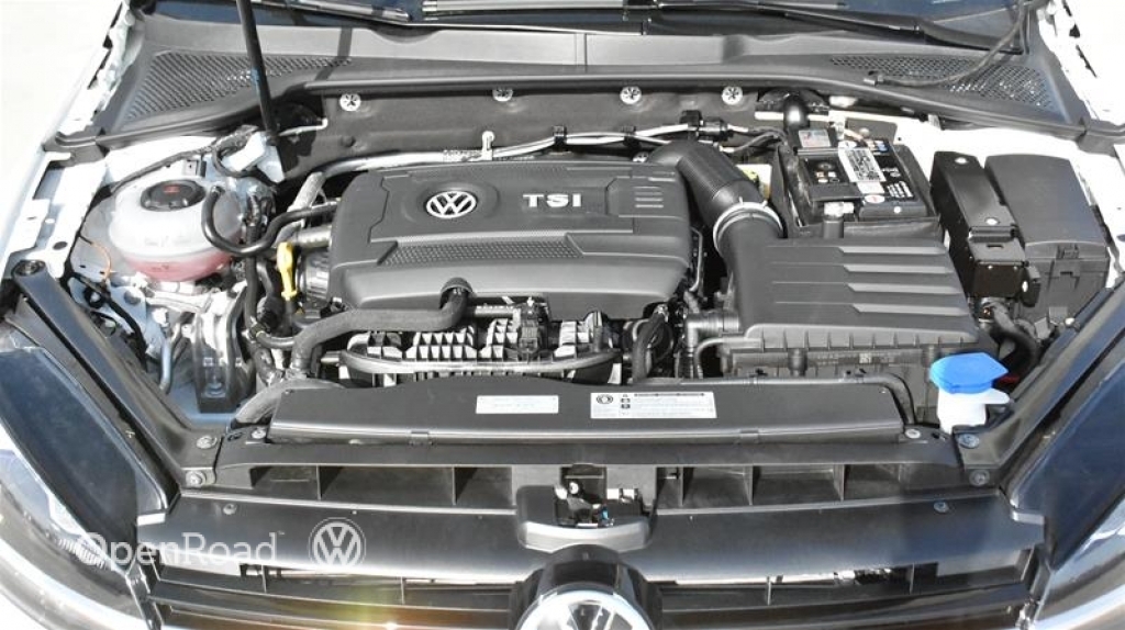 https://used.openroadcanada.com/media/Preowned/32444/mediums/10.jpg