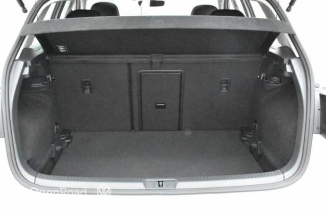 https://used.openroadcanada.com/media/Preowned/32444/mediums/11.jpg